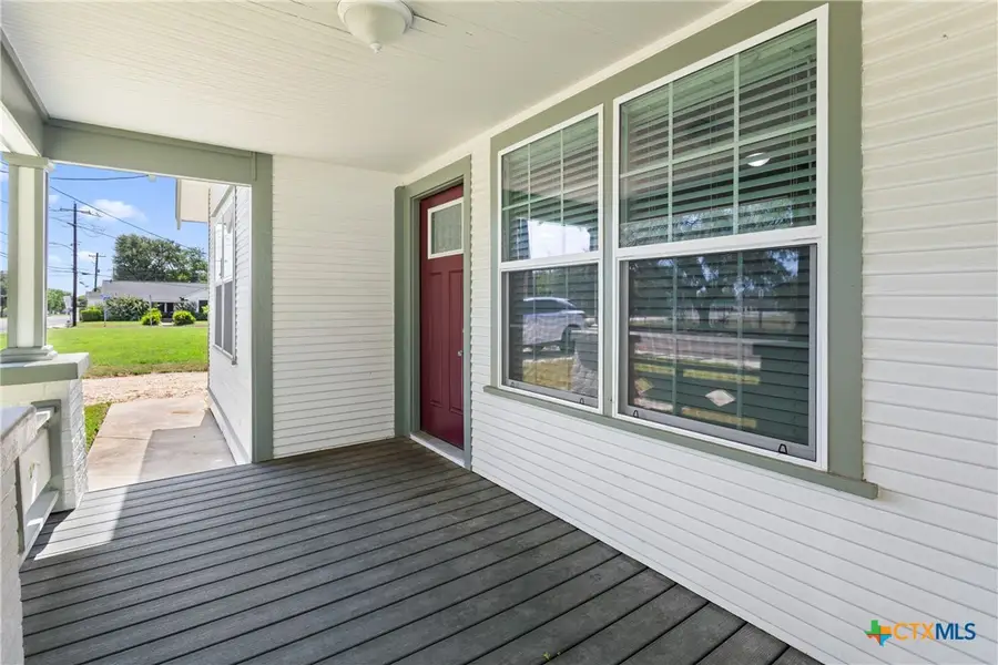 1903 E North Street, Victoria, TX 77901 - #3