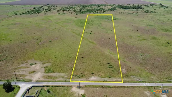 10.33 Midway Rd, Inez, TX 77968
