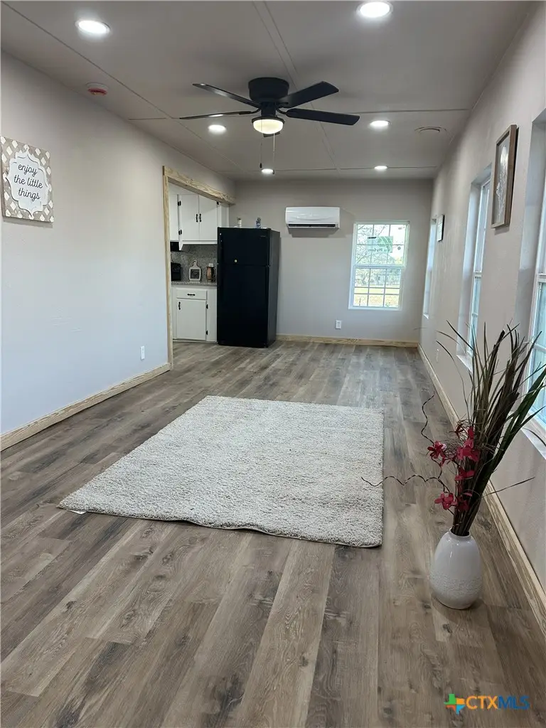 9354 Us Highway 183, Yoakum, TX 77995 - #2