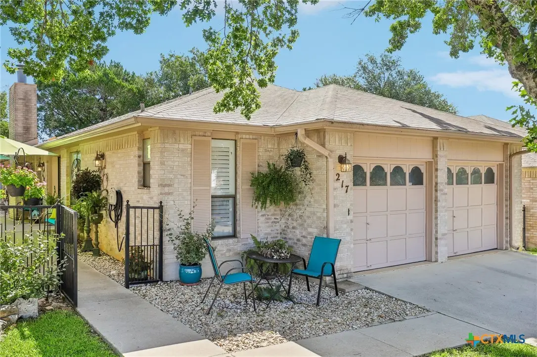 1217 Bluff Creek Circle, New Braunfels, TX 78130 - #1