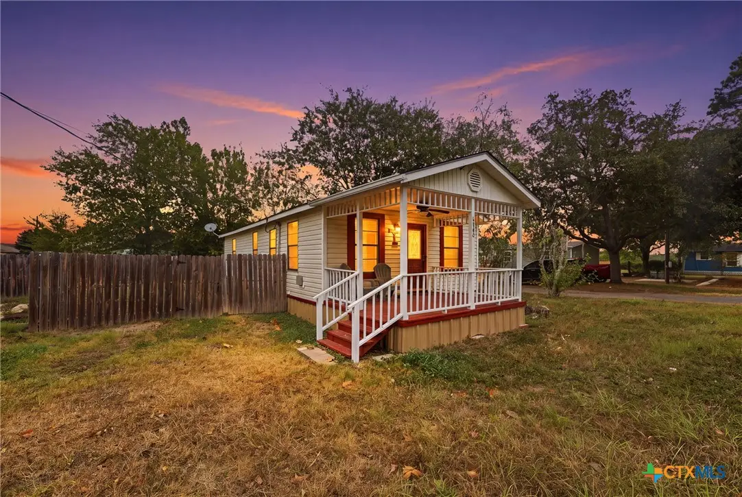 1904 Dreyer Lane Street, Gonzales, TX 78629 - #1