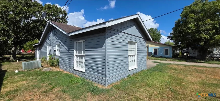 1201 La Valliere Street, Victoria, TX 77901 - #3