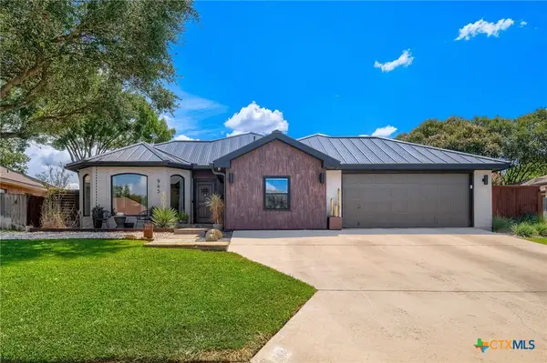 945 Queens Drive, New Braunfels, TX 78130