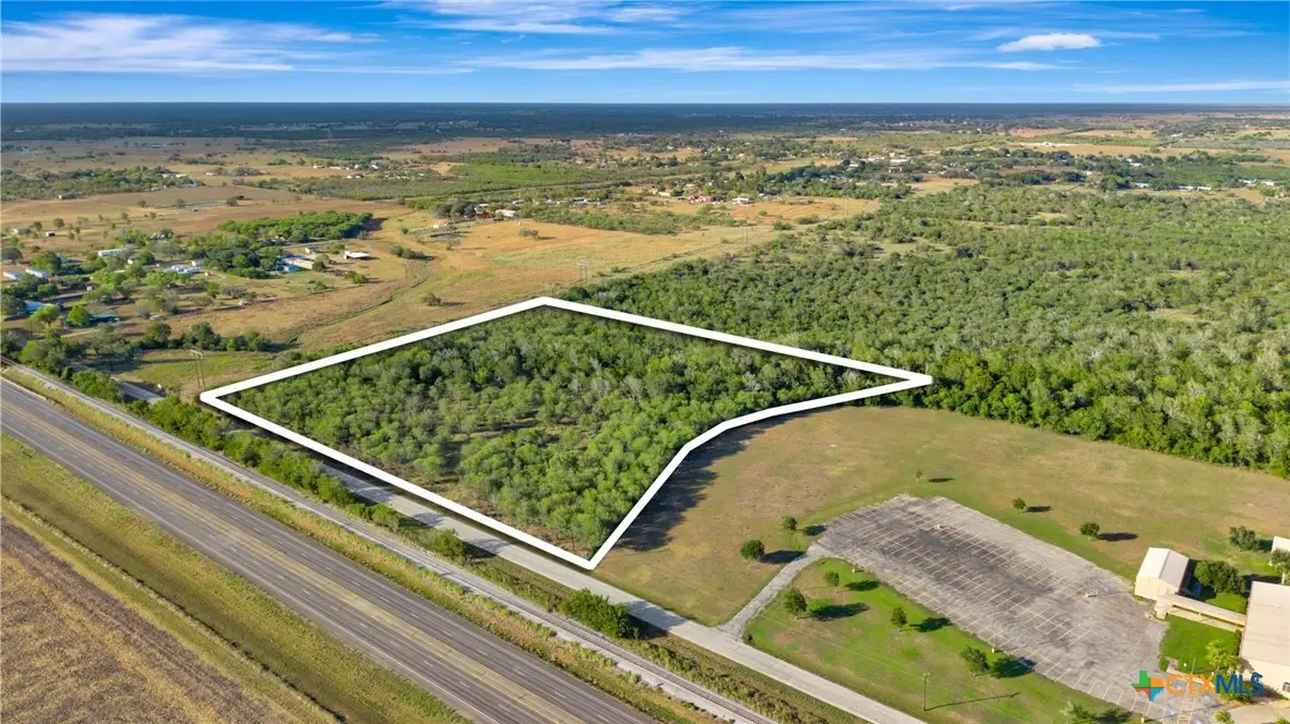 000 Nursery Drive, Victoria, TX 77904 - #1