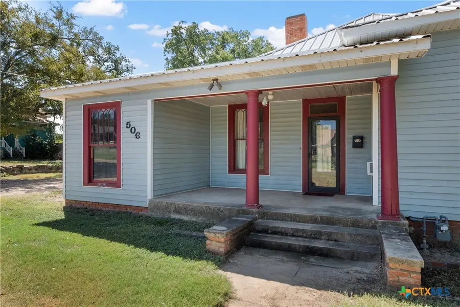 506 E Main Street, Hamilton, TX 76531 - #2