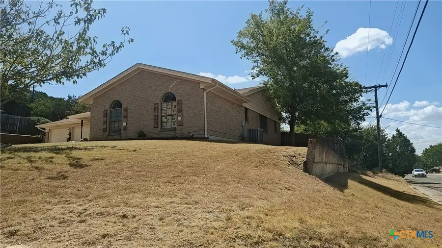 902 Davie Lee Drive, Copperas Cove, TX 76522 - #3
