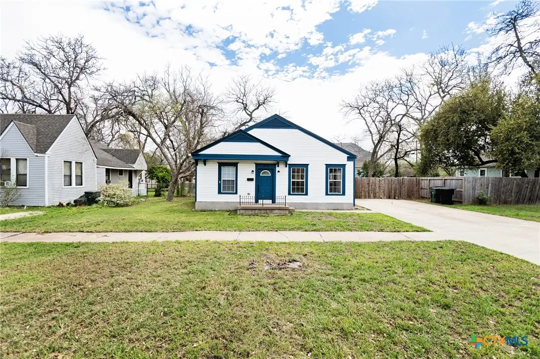 905 N 9th Street, Temple, TX 76501 - #1