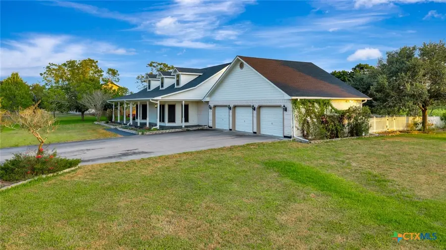 192 Huron Street, Victoria, TX 77905 - #2