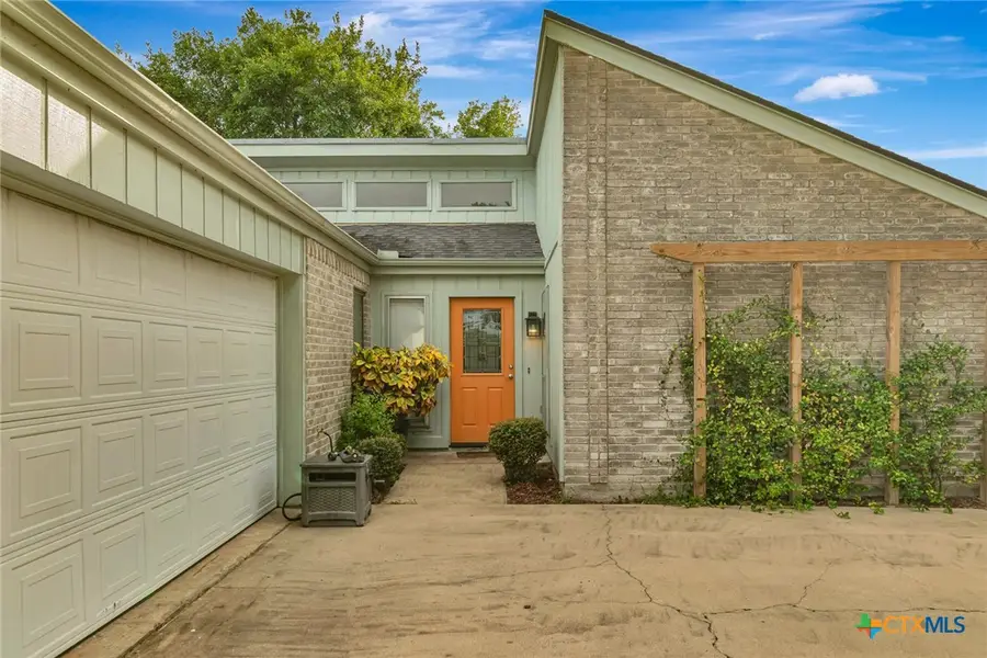 607 Bedivere Drive, Victoria, TX 77904 - #2