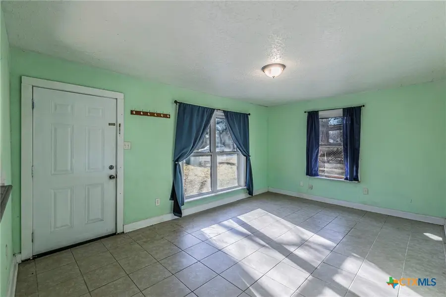 719 Mary Jane Street, Belton, TX 76513 - #3