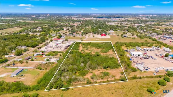 2904 Us Highway 59, Victoria, TX 77905