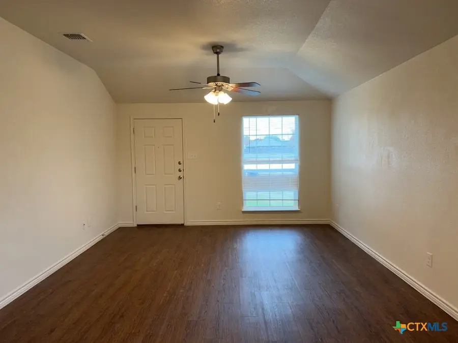 1500 Justin Loop, Killeen, TX 76543 - #2