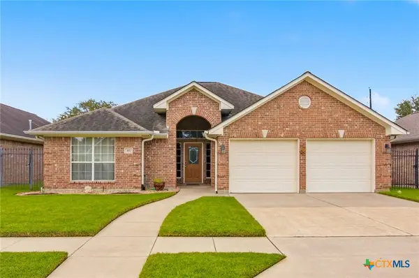 107 Zephyr Drive, Victoria, TX 77904