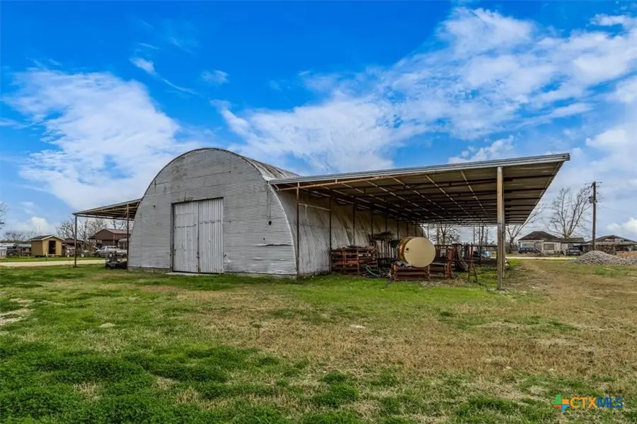 108 Palacios, La Ward, TX 77970 - #2
