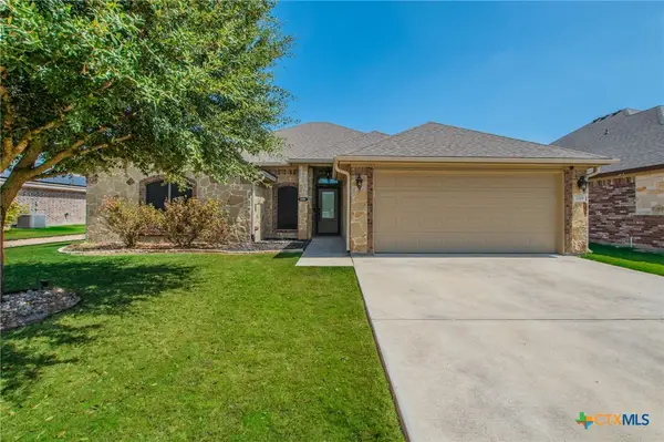 2105 Briar Hollow Drive, Temple, TX 76502