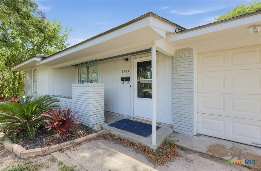 1503 Bexar Avenue, Victoria, TX 77901 - #2