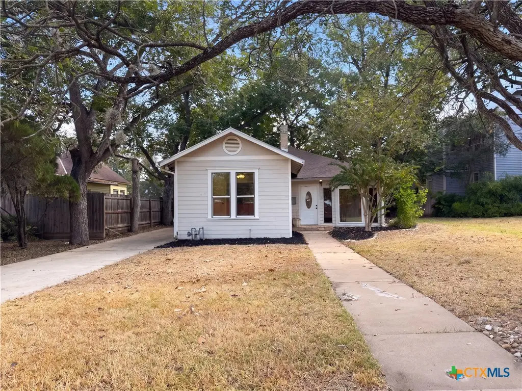 111 S College Street, Gonzales, TX 78629 - #1