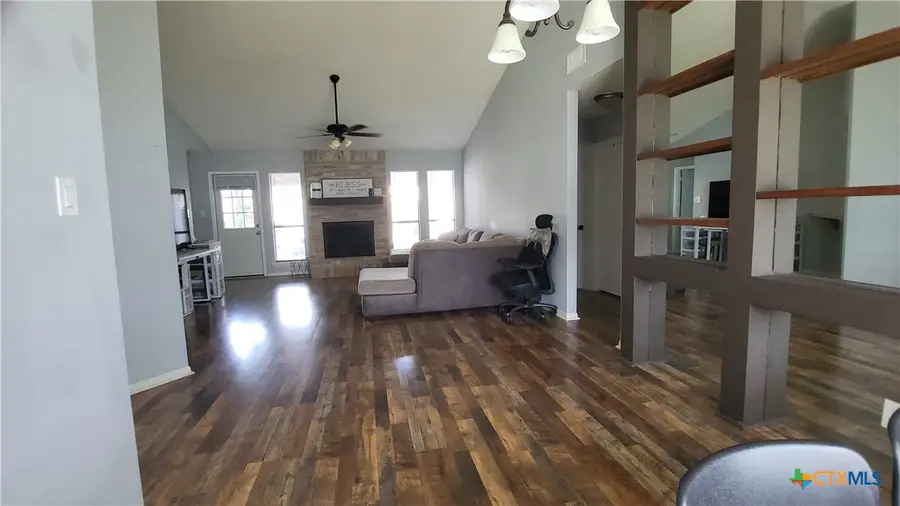 422 Kingwood Drive, Victoria, TX 77901 - #2