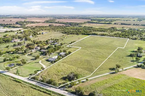 421 Southwinds Drive, Lorena, TX 76655