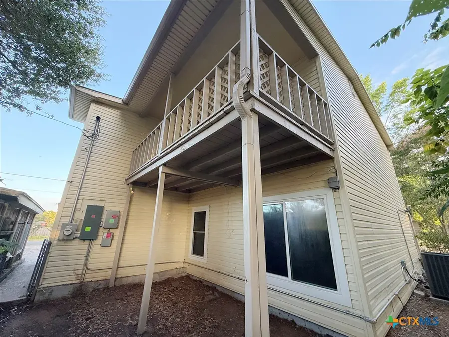1405 Highland Avenue, Rockdale, TX 76567 - #3