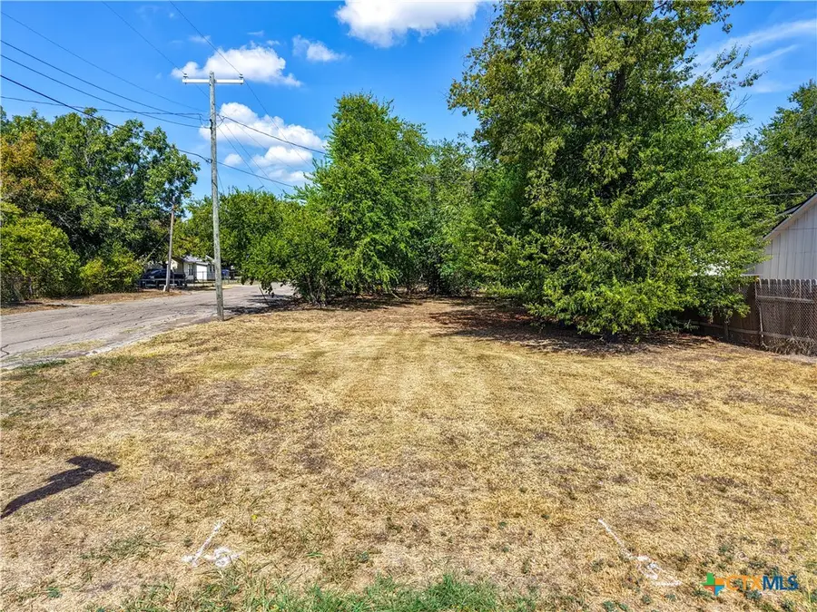 1525 Baylor Avenue, Waco, TX 76706 - #2