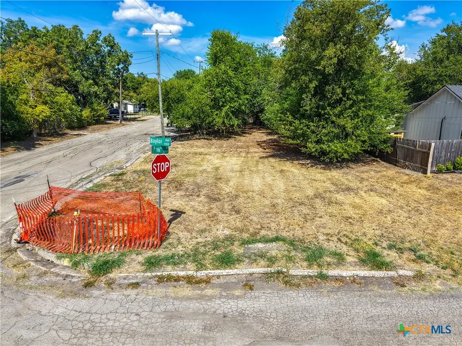 1525 Baylor Avenue, Waco, TX 76706 - #3