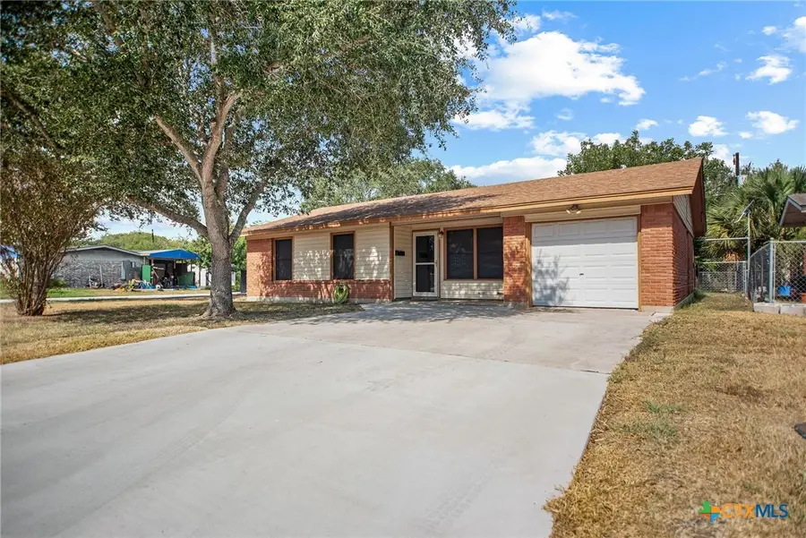1419 Leon Drive, Port Lavaca, TX 77979 - #3