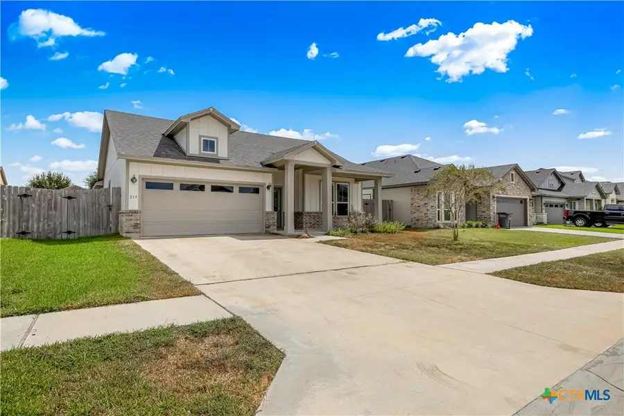 215 Flint Rock Court, Victoria, TX 77904 - #2