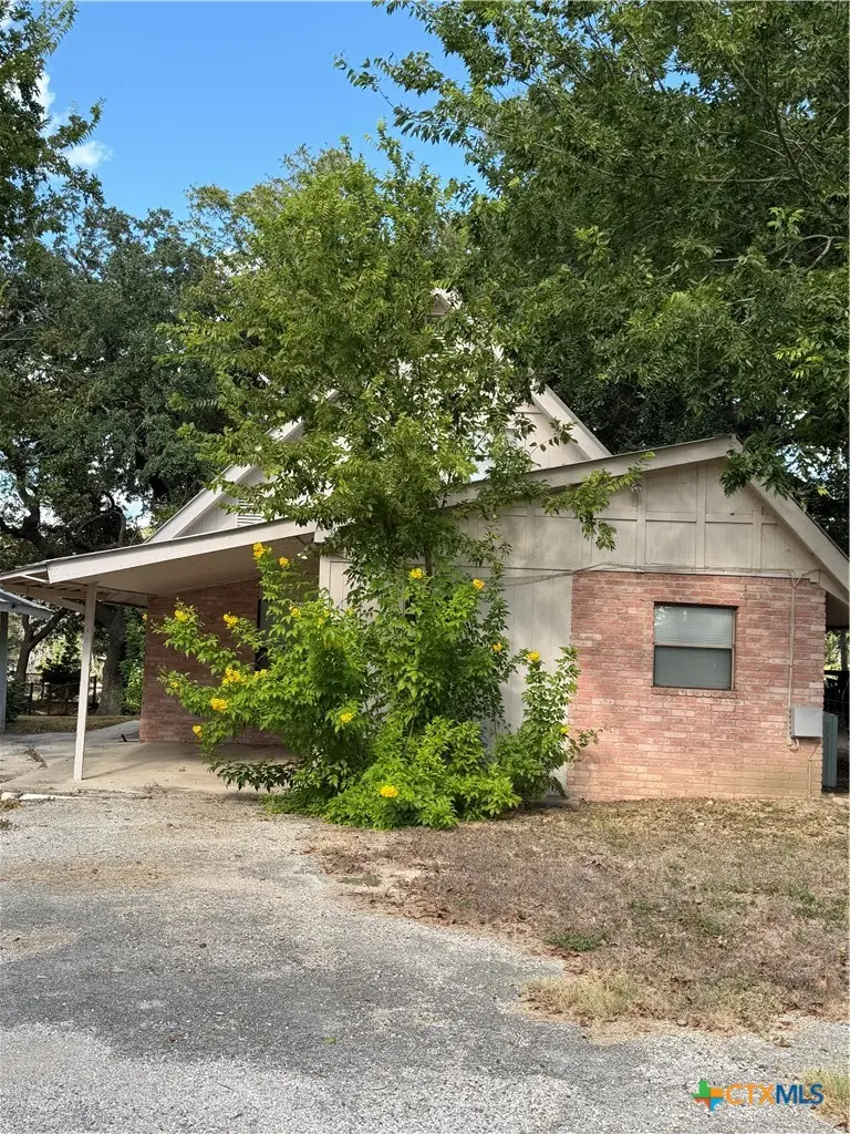 882 Buerger Lane, Seguin, TX 78155 - #2