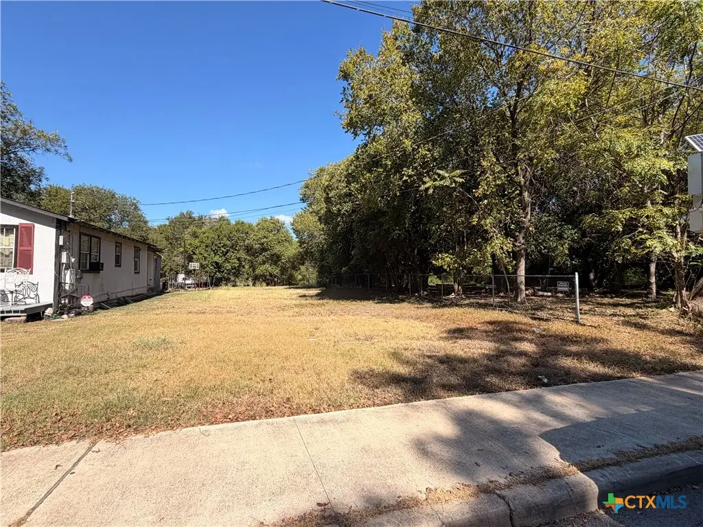 812 Gravel Street, San Marcos, TX 78666 - #1