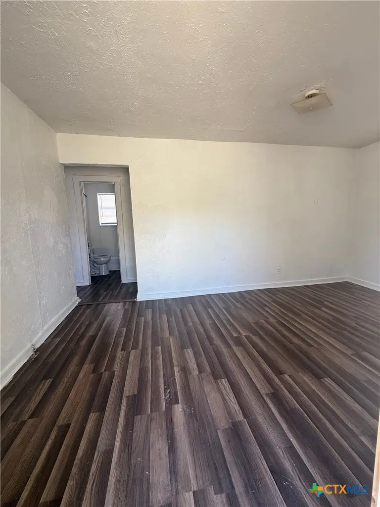 718 W Avenue C, Killeen, TX 76541 - #3
