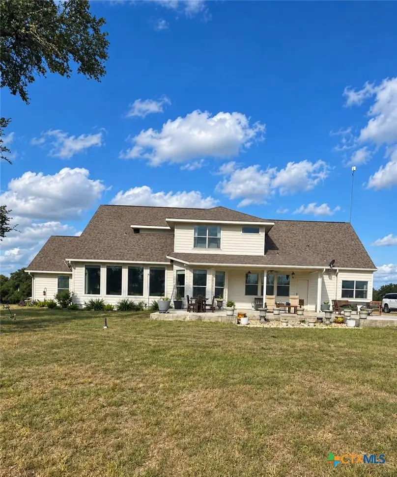 1684 Zengerle Rd, Cuero, TX 77954 - #3