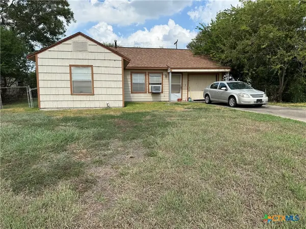 121 Lubbock Street, Point Comfort, TX 77979
