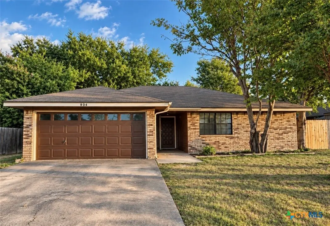 904 Hackberry St, Copperas Cove, TX 76522 - #1