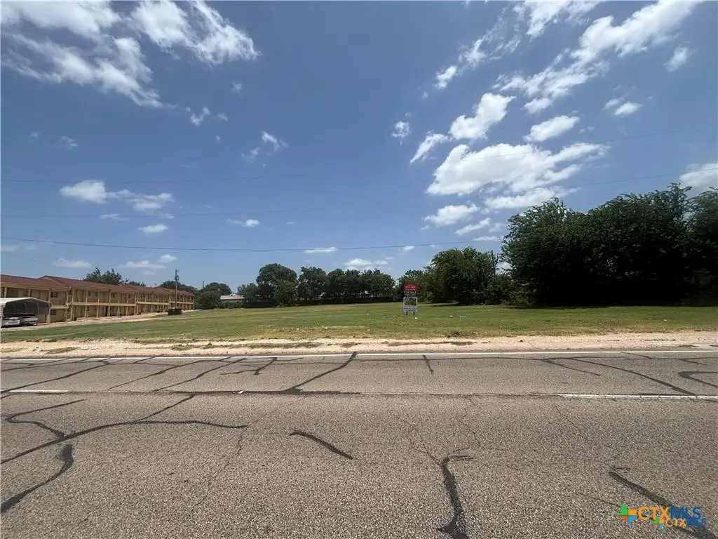 801 E Veterans Memorial Boulevard, Killeen, TX 76541 - #1