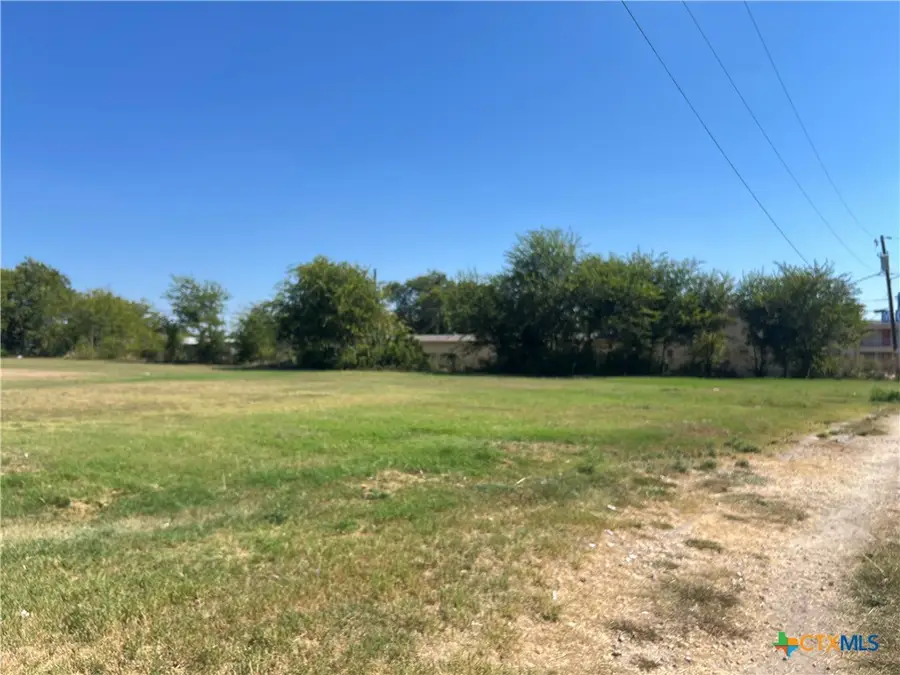 801 E Veterans Memorial Boulevard, Killeen, TX 76541 - #3