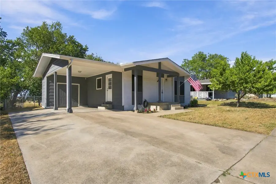 714 W Avenue Avenue, Copperas Cove, TX 76522 - #3