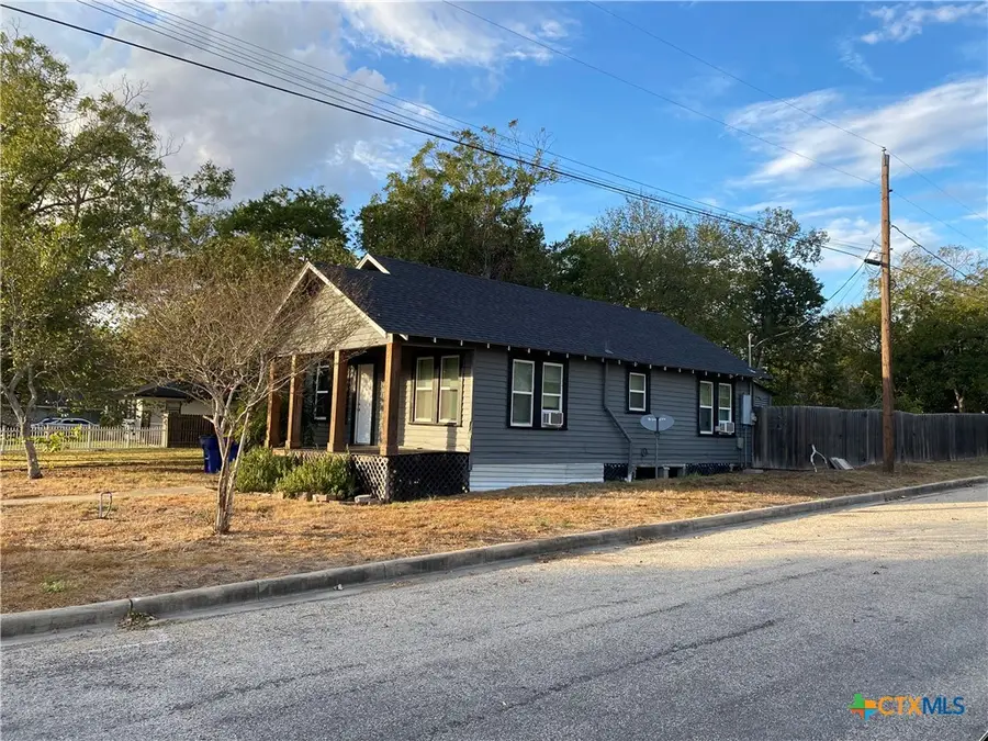 303 Avenue I Corner, Shiner, TX 77984 - #2