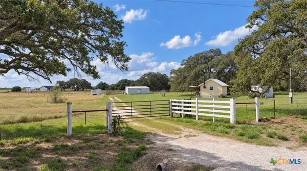 2491 E Fannin Street, Goliad, TX 77963