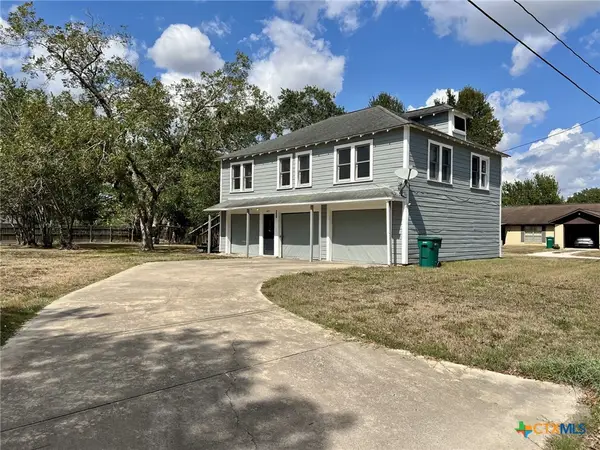 407 S Second Street, Ganado, TX 77962