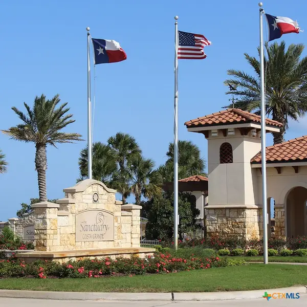 144 E Burgundy Bay, Port O'Connor, TX 77982