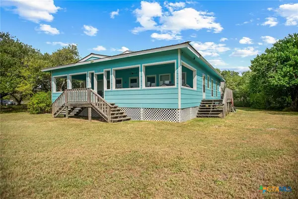 214 Elizabeth Lane, Port Lavaca, TX 77982