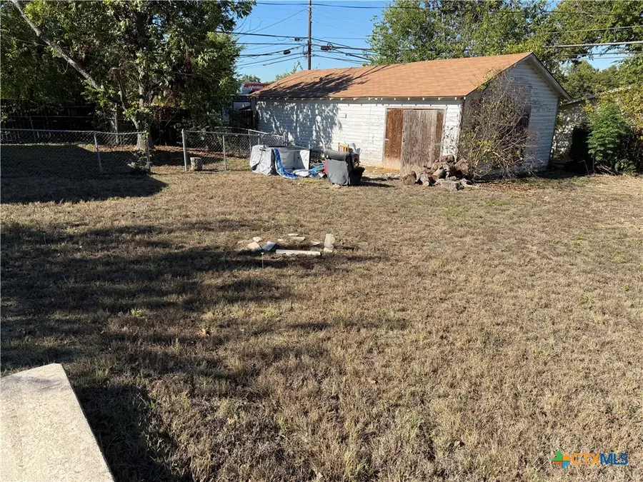 318 S 29th Street, Temple, TX 76504 - #2