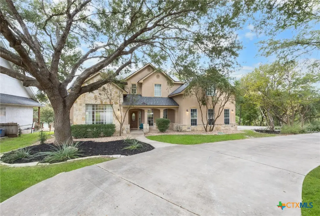 450 Three Oaks Road, Seguin, TX 78155 - #1