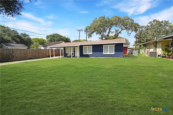 1621 Burkedale Drive, Port Lavaca, TX 77979