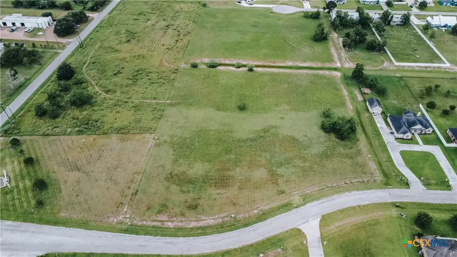 90 Wellspring Boulevard, Victoria, TX 77904 - #2