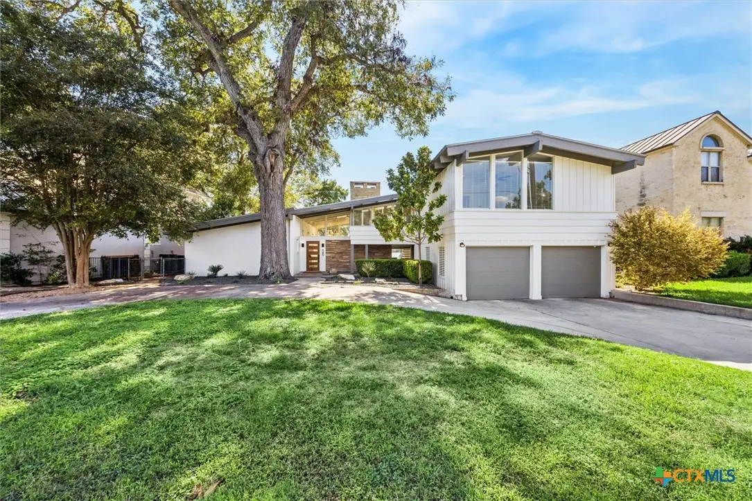 545 Admiral Benbow Lane, McQueeney, TX 78123 - #1