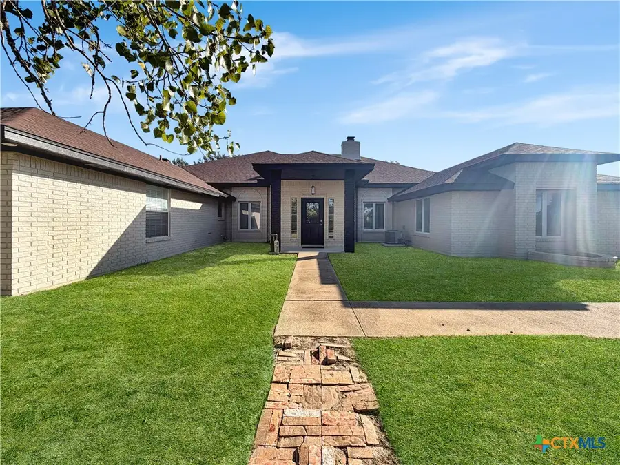 3806 Oakridge Boulevard #B, Harker Heights, TX 76548 - #2