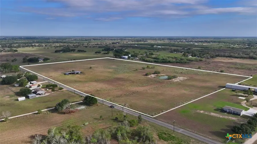 000 Parsons Road, Victoria, TX 77904 - #3