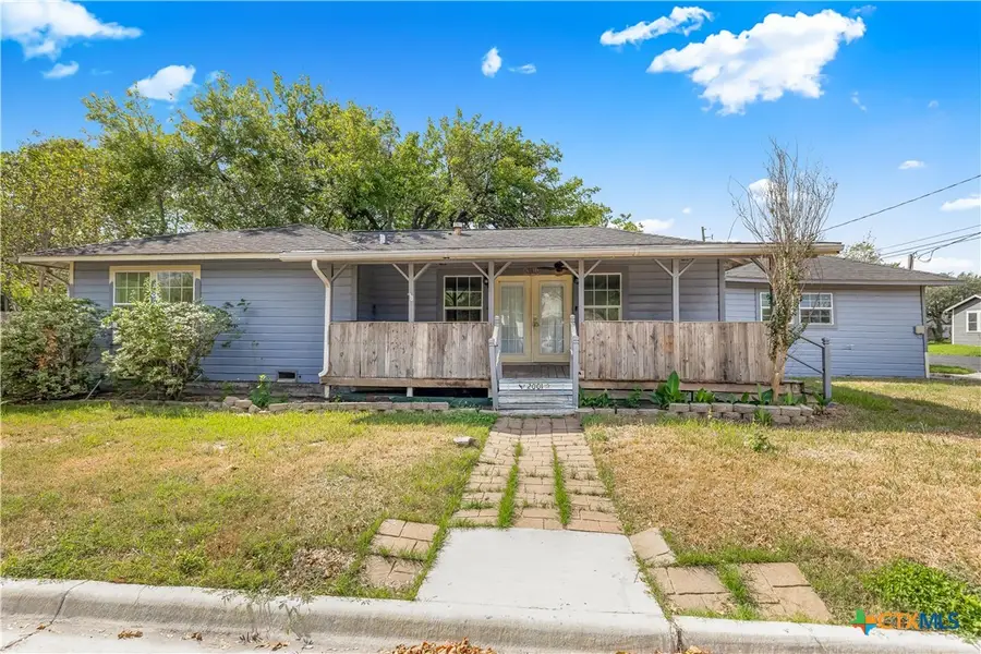 2001 E Forrest Street, Victoria, TX 77901 - #2